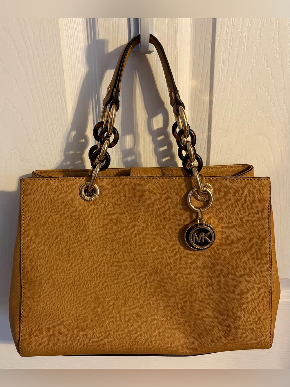 Michael Kors Tan Shoulder Bag/Crossbody